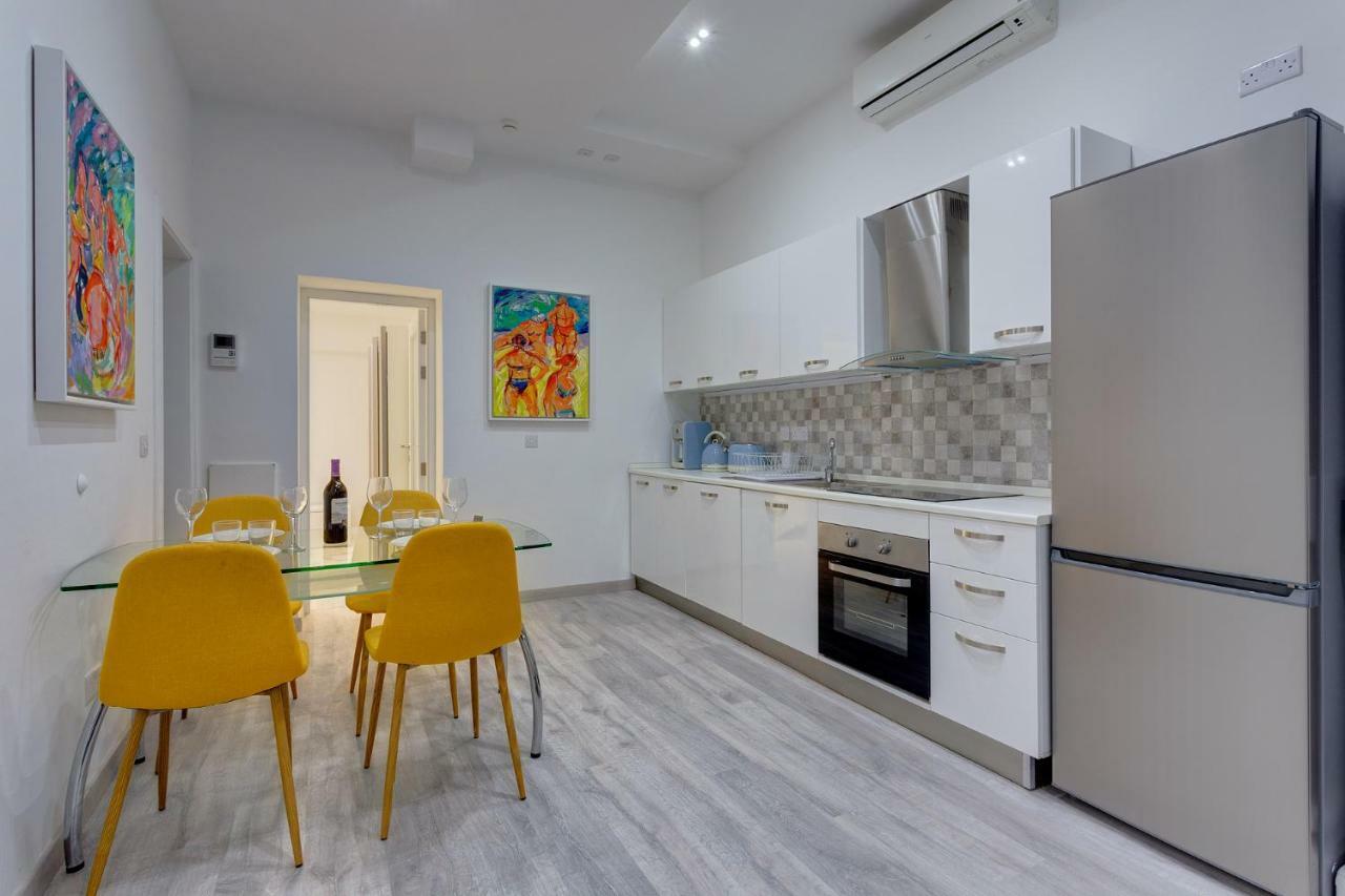 Stylish 3Br Apartment, Fantastic Location In Sliema Exterior foto
